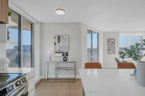 1140 Parkwest Place Mississauga ON L5E 3K9