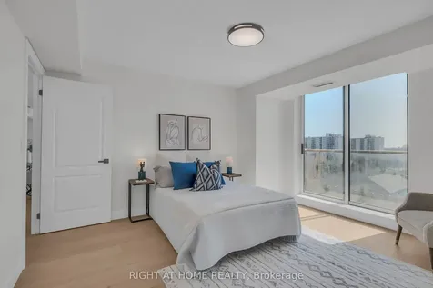 1140 Parkwest Place Mississauga ON L5E 3K9