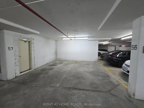 1140 Parkwest Place Mississauga ON L5E 3K9