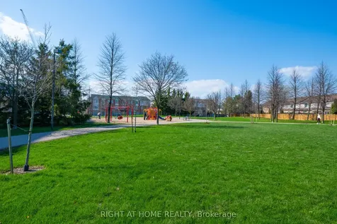 1140 Parkwest Place Mississauga ON L5E 3K9
