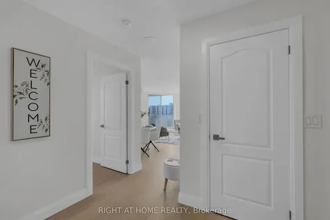 1140 Parkwest Place Mississauga ON L5E 3K9