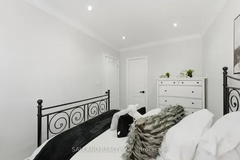 69 Robert Street Toronto ON M9N 2J6