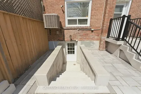 69 Robert Street Toronto ON M9N 2J6