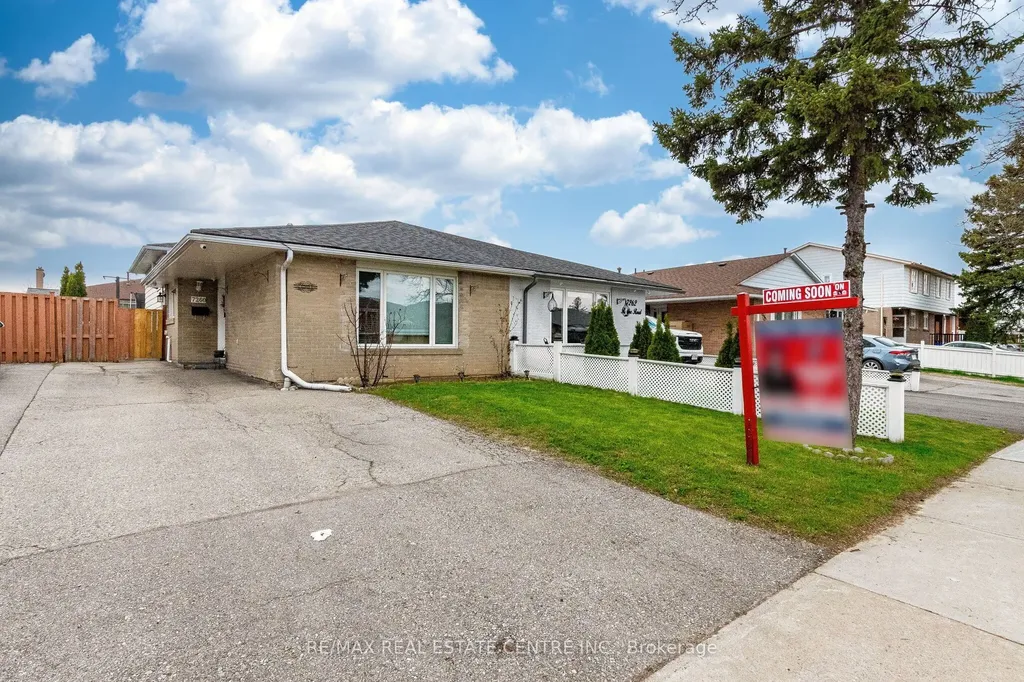 7260 Redfox Road Mississauga ON L4T 2L8