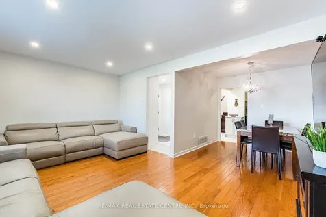 7260 Redfox Road Mississauga ON L4T 2L8