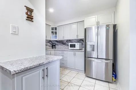 7260 Redfox Road Mississauga ON L4T 2L8