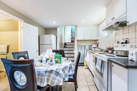 7260 Redfox Road Mississauga ON L4T 2L8