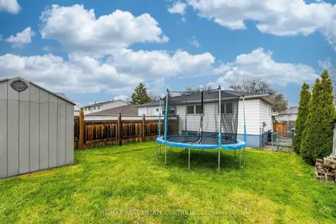 7260 Redfox Road Mississauga ON L4T 2L8