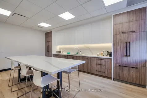 4250 Weston Road Toronto ON M9L 1W9