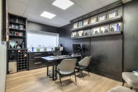 4250 Weston Road Toronto ON M9L 1W9