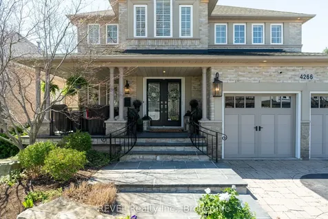 4266 Clubview Drive Burlington ON L7M 4X2