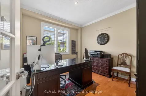 4266 Clubview Drive Burlington ON L7M 4X2
