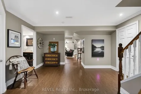 4266 Clubview Drive Burlington ON L7M 4X2