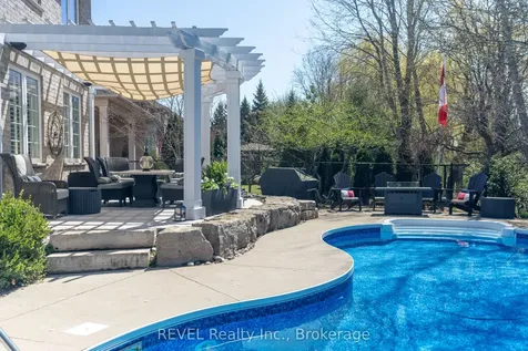 4266 Clubview Drive Burlington ON L7M 4X2