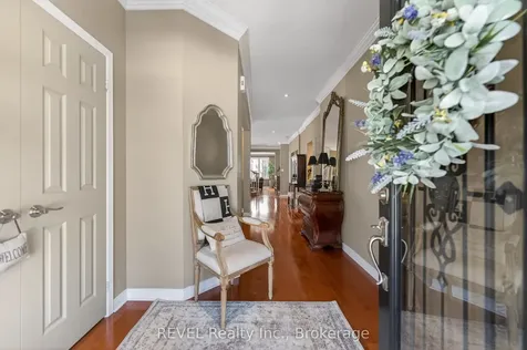 4266 Clubview Drive Burlington ON L7M 4X2