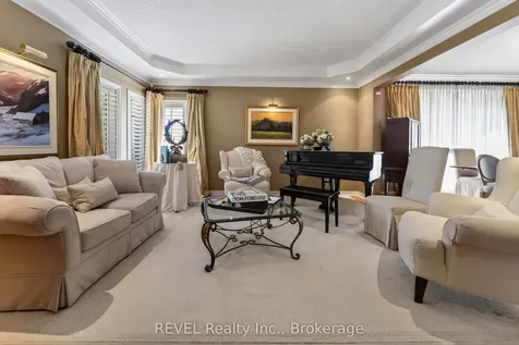 4266 Clubview Drive Burlington ON L7M 4X2