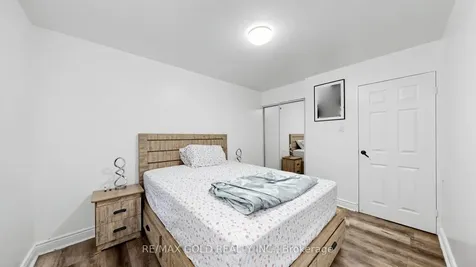 2825 Islington Avenue Toronto ON M9L 2K1
