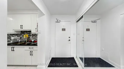 2825 Islington Avenue Toronto ON M9L 2K1