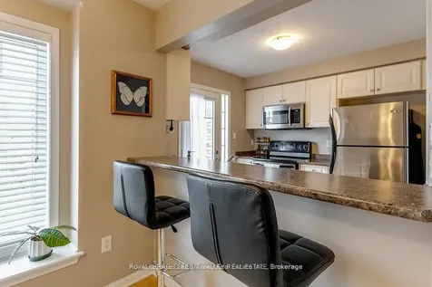 888 Fowles Court Milton ON L9T 0Z8