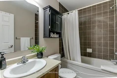 888 Fowles Court Milton ON L9T 0Z8