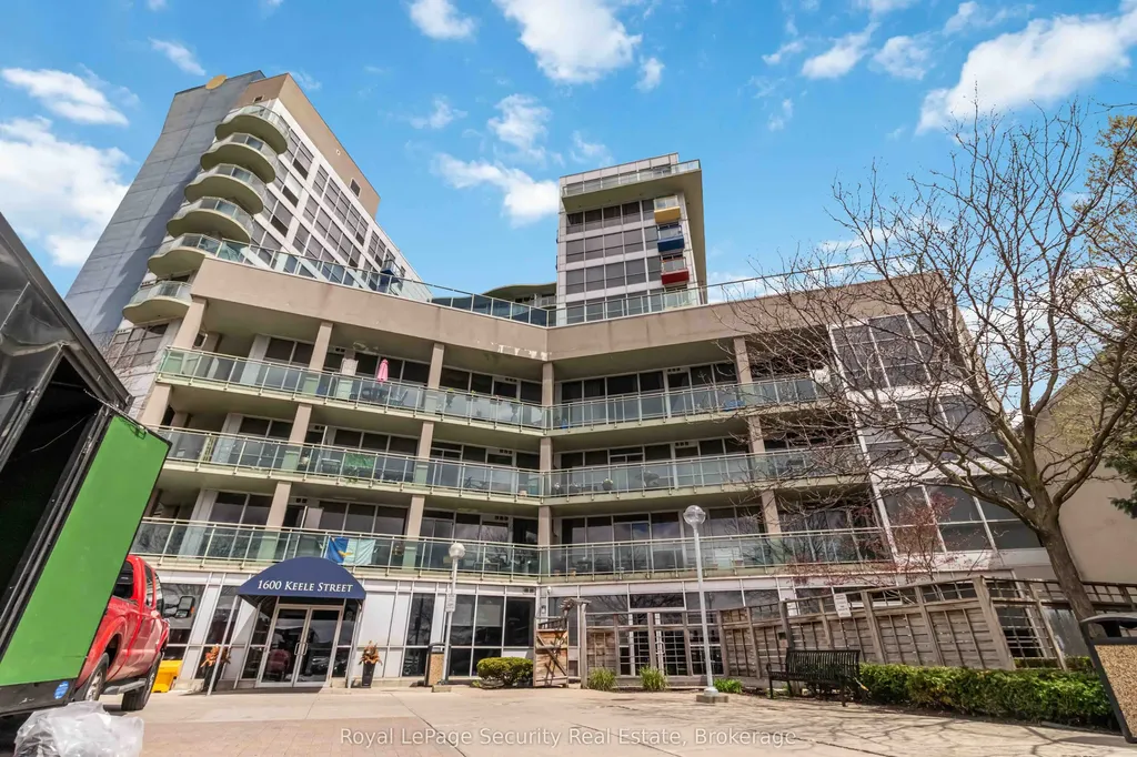 1600 Keele Street Toronto ON M6N 5J1