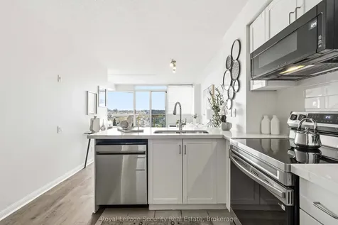 1600 Keele Street Toronto ON M6N 5J1