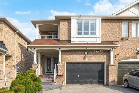 23 Capistro Street Brampton ON L7A 3J2