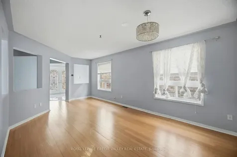 23 Capistro Street Brampton ON L7A 3J2