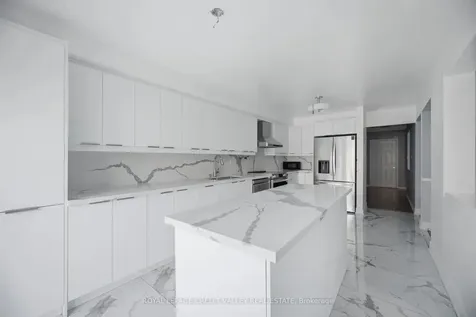 23 Capistro Street Brampton ON L7A 3J2