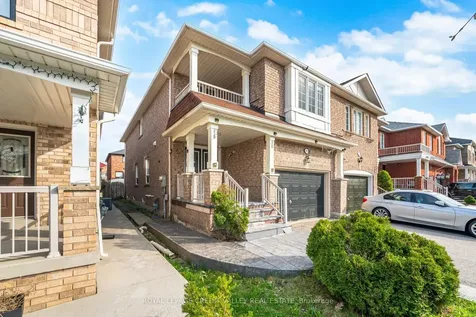 23 Capistro Street Brampton ON L7A 3J2