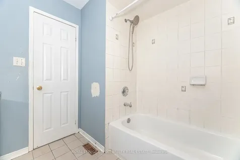 23 Capistro Street Brampton ON L7A 3J2