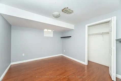 23 Capistro Street Brampton ON L7A 3J2