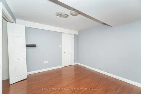 23 Capistro Street Brampton ON L7A 3J2