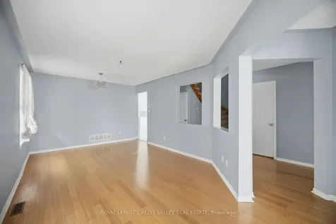 23 Capistro Street Brampton ON L7A 3J2