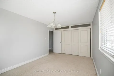 457 Woodview Road Burlington ON L7N 2Z9