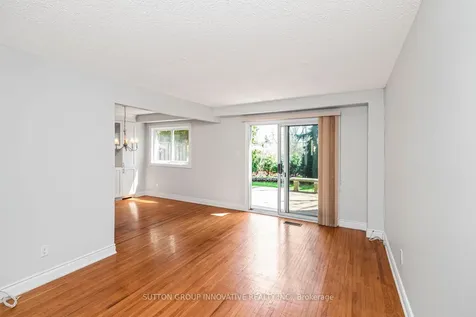 457 Woodview Road Burlington ON L7N 2Z9