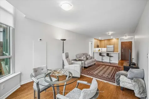 1276 Maple Crossing Boulevard Burlington ON L7S 2J9