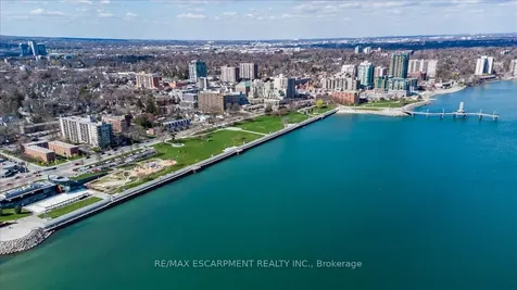 1276 Maple Crossing Boulevard Burlington ON L7S 2J9