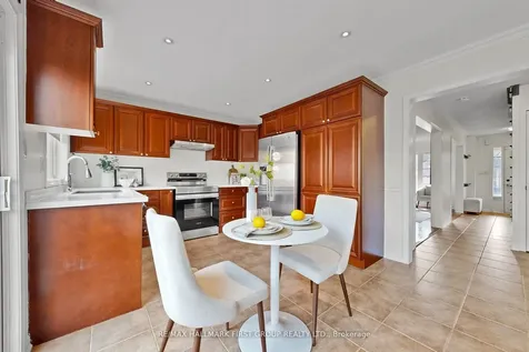 929 Bessy Trail Milton ON L9T 0H2