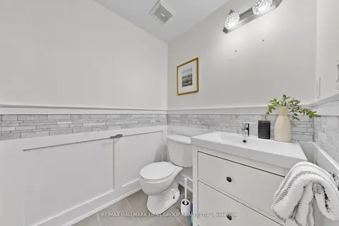 929 Bessy Trail Milton ON L9T 0H2