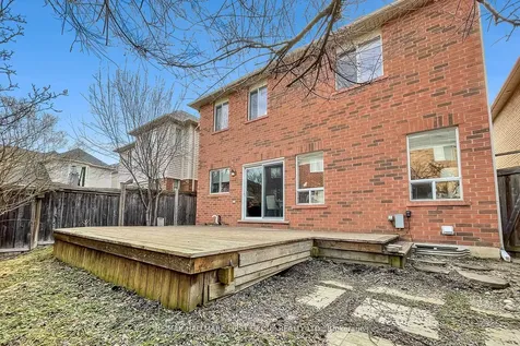 929 Bessy Trail Milton ON L9T 0H2