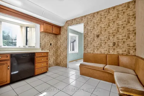 3626 Fieldgate Drive Mississauga ON L4X 2J7