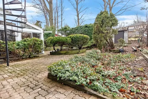 3626 Fieldgate Drive Mississauga ON L4X 2J7