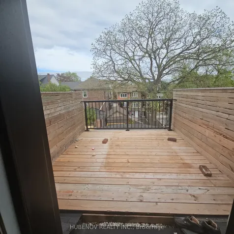1535 Dufferin Street Toronto ON M6H 3L5