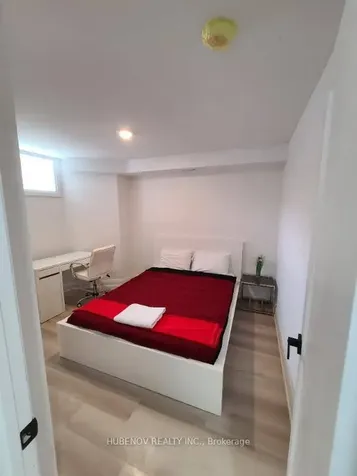 1535 Dufferin Street Toronto ON M6H 3L5