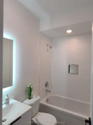 1535 Dufferin Street Toronto ON M6H 3L5