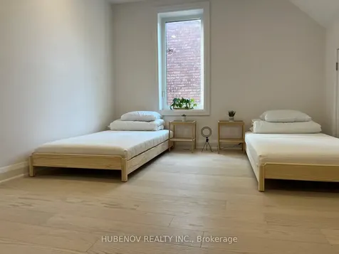 1535 Dufferin Street Toronto ON M6H 3L5