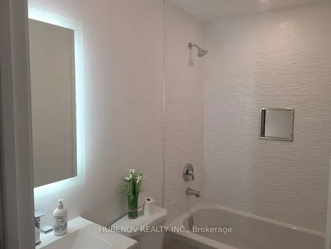 1535 Dufferin Street Toronto ON M6H 3L5