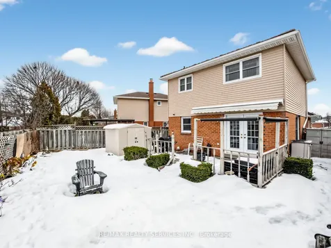 32 Helios Place Brampton ON L6Z 2B2
