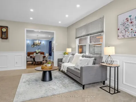 32 Helios Place Brampton ON L6Z 2B2